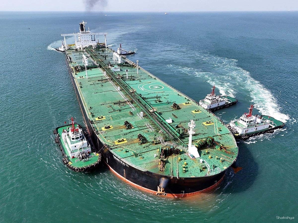 Oil tanker Caroline Bezengi, spills at sea off the coast of Oman
